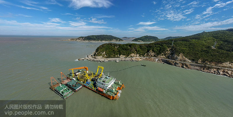 浙江温州：南麂岛与大皇冠体育比分网址陆联网工程海底电缆开始敷设