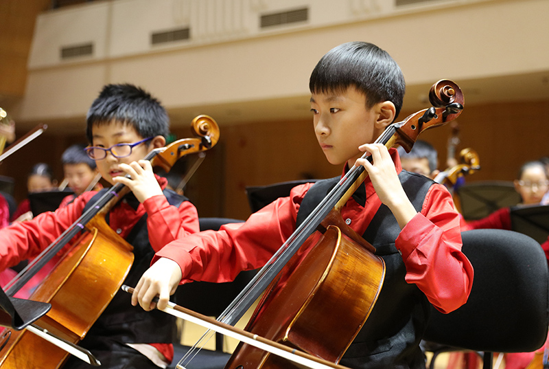 童心筑梦想奏响新时代一皇冠体育比分网址一北京一小学举办新年音乐会