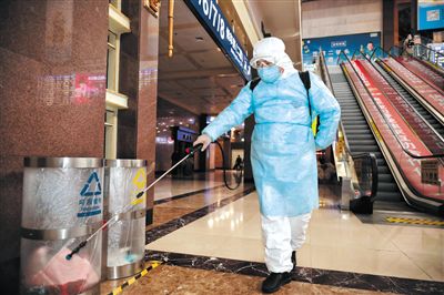 抵京旅客体温不超皇冠体育比分官网过37.3℃才能出火车站